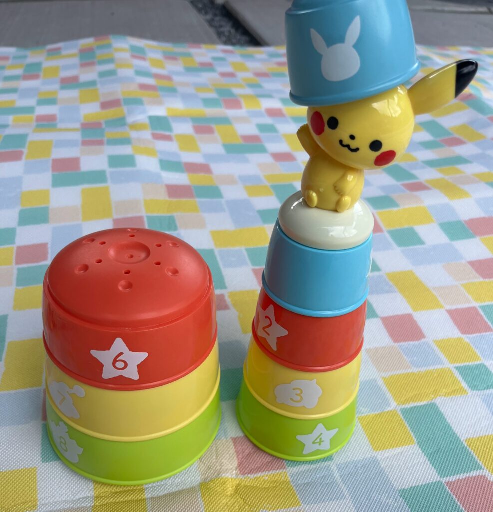 水遊びで遊ぶもんポケのコップがさね